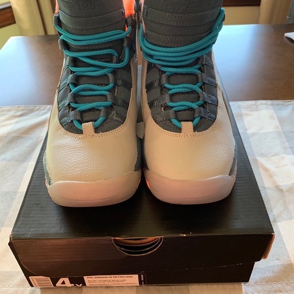 Youth Air Jordan 10 Retro - Picture 2 of 5